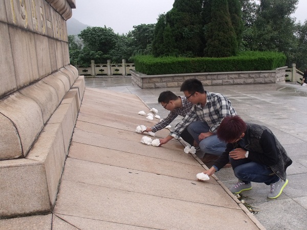 畜牧兽医系成功举办“铭记先烈 吾辈自强”活动迎接全国首个烈士纪念日