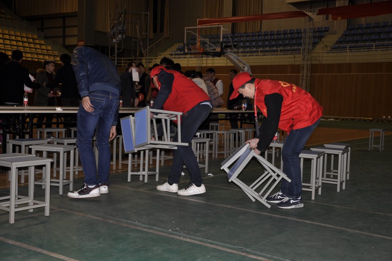 助力校园文化节 奉献活力青春