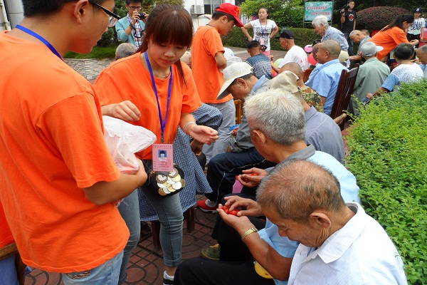 畜牧兽医系成功举办“中秋敬老情, 爱心暖夕阳”活动