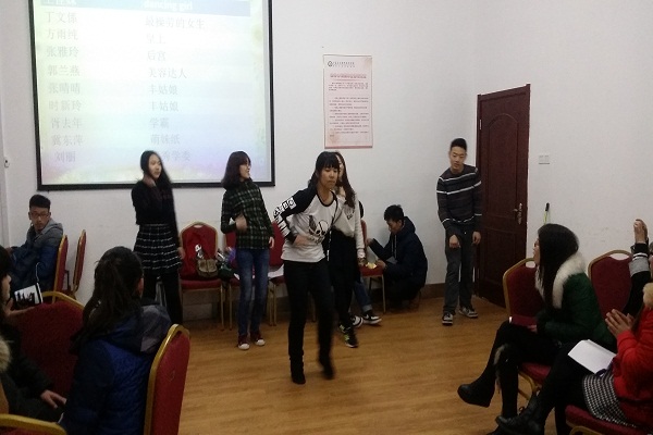 畜牧兽医系成功举办“今天 你们都是我们的女神”三八节庆祝活动